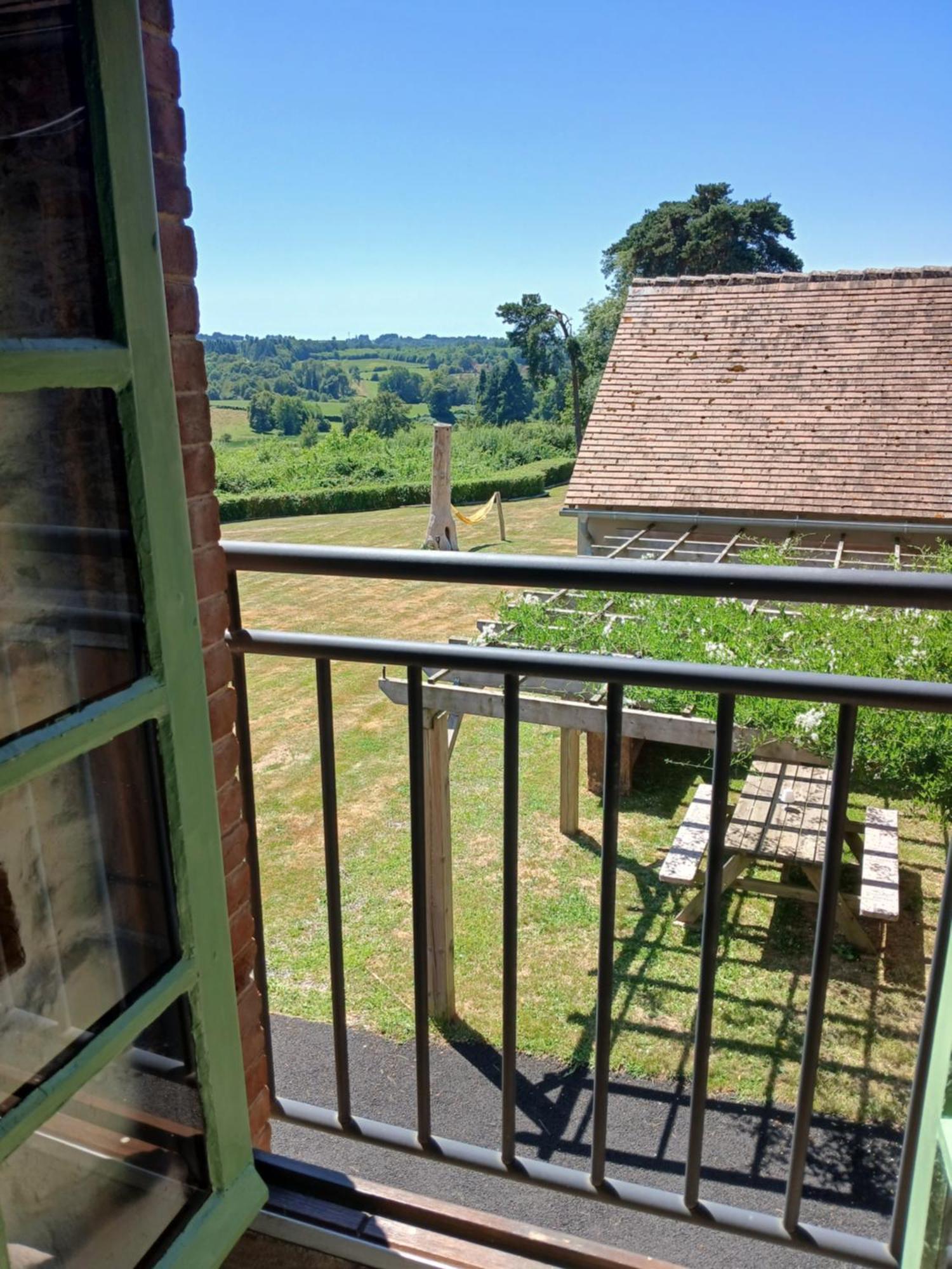Вілла Reids Retreat La Roche-l'Abeille Екстер'єр фото